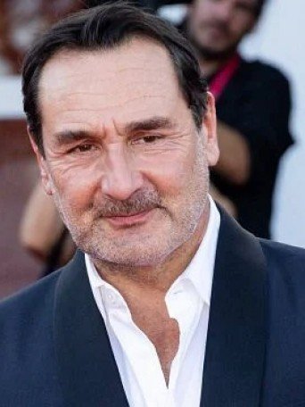 LE CRIME DU 3E ÉTAGE